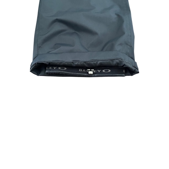 Oakley Biozone FN DRY 10K Men's Snowboard Ski Pants Black Medium New W/O Tags - Picture 6 of 7